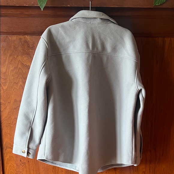 💕Light Blue Button-Up Jacket Shacket - Picture 6 of 7